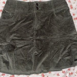 Hollis yet skirt brand new never worn no tags